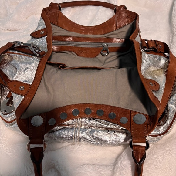 ALEXANDER MCQUEEN
Manta leather satchel / tote - Picture 5 of 7